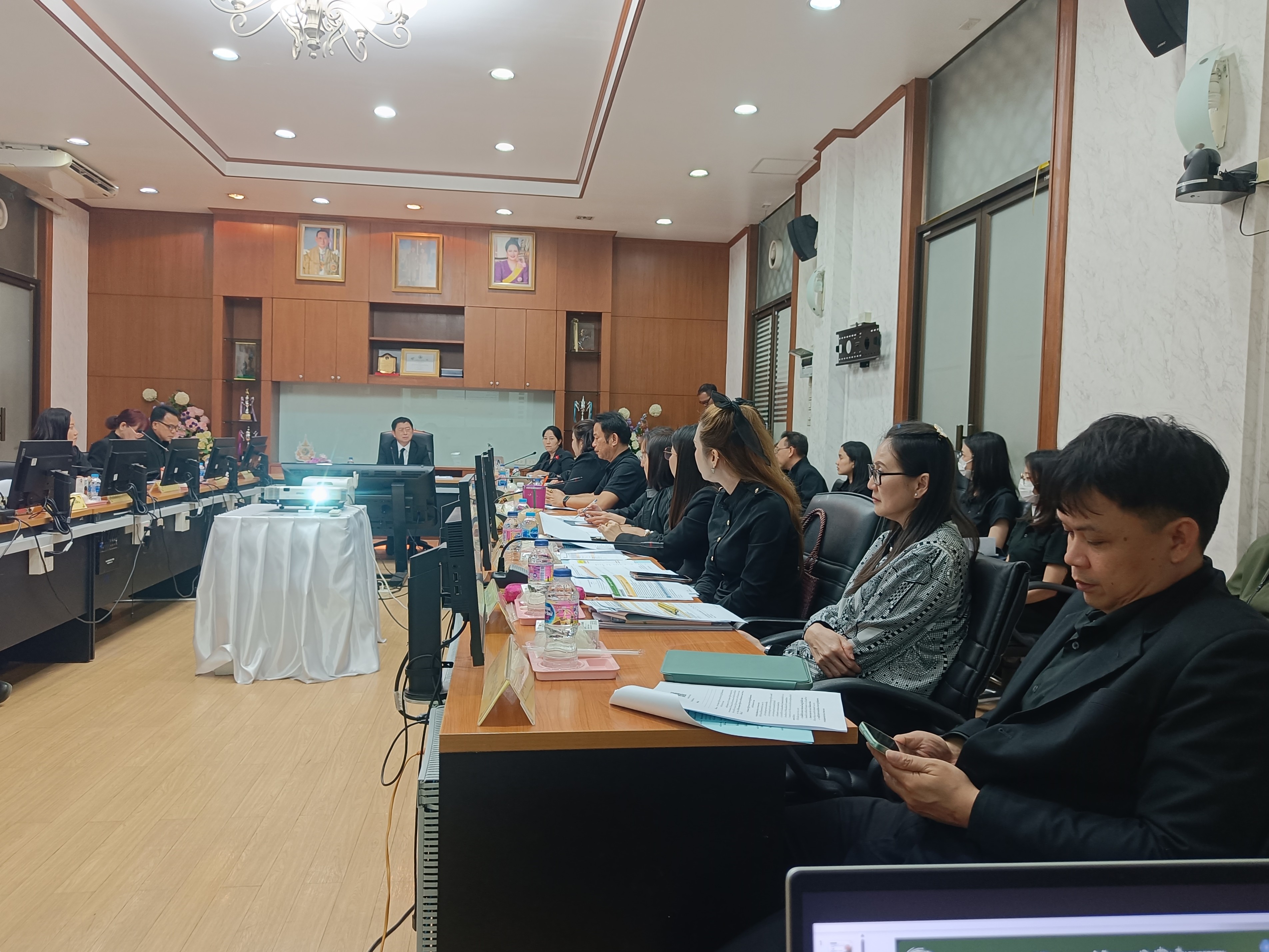 title - ประชุมคณะทำงานกำหนดตัวชี้วัด กำกับและติดตามผลการถ่ายทอดตัวชี้วัดระดับองค์กรสู่ระดับหน่วยงาน (Cascading) ของสำนักงานการปฏิรูปที่ดินเพื่อเกษตรกรรม (ส.ป.ก.) ครั้งที่ 1/2568 